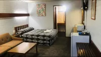 Century Motor Inn, Finley