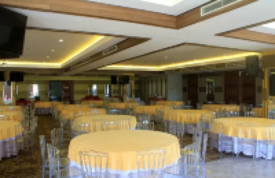 โรงแรมนิวตันพลาซ่า