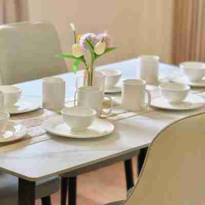NEW! I 2BR I Playground Kids Friendly I 5-11pax I 10min walk Jonker I BY Alviv Dining/Meeting Rooms