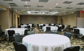 Days Inn by Wyndham Pittsburg KS