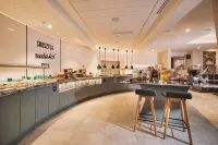 Hampton by Hilton Bialystok - Breakfast