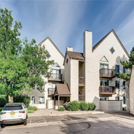 Beautiful & Cozy Studio Condo in Denver Tech Center