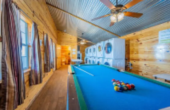 Horseshoe Lodges