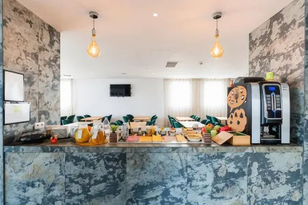 Ibis Styles Compiegne Отели в г. Лакруа-Сент-Уан