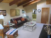 Forest View - 4 bedroom, skiing, fishing, hiking, wildlife. STR permit #1061