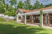 Kiri Palu Hotels near Kabalana beach