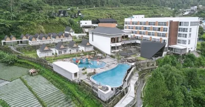 Gulala Azana Hotel & Resort Guci Tegal Hotel a Penggarutan