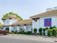 Motel 6 Oakdale, CA Hotels in Stanislaus County