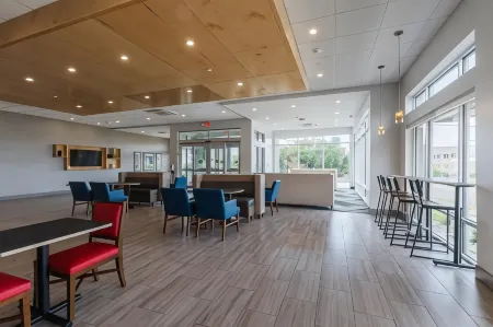 Holiday Inn Express & Suites Columbia Downtown – the Vista