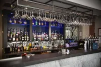 The Perle Oban Hotel & Spa - bar