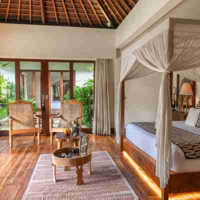 Villa Naty Canggu - 6 Bedrooms Luxury Villa Rooms