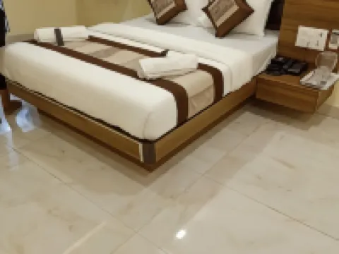 Hotel Central Park Hotels in Ulhasnagar