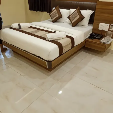 Hotel Central Park Отели в г. Улхаснагар