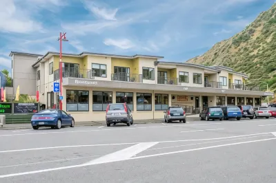 Finns Paekakariki Hotel a Raumati Beach