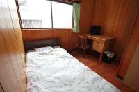 Guest House Aman - Homestays