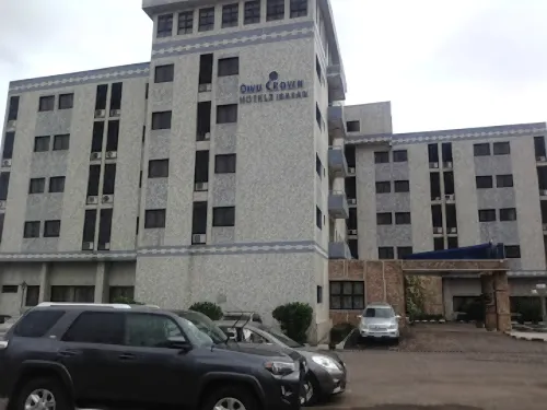 Owu Crown Hotel - Regular