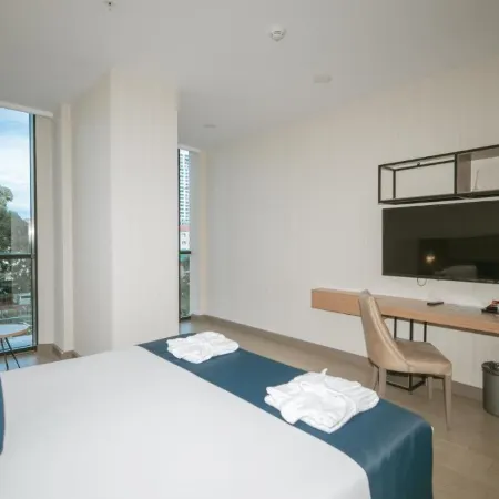 New Wave Hotel