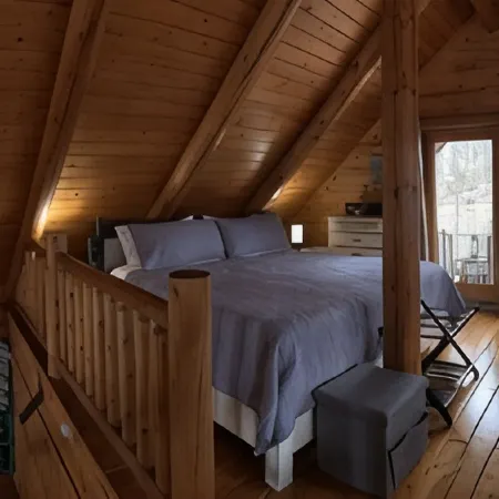 Make Memories - Secluded Log Cabin on Marion Lake Channel with Private Dock