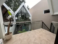 Villa Lembang 3 Br with Private Pool (Amethyst S-09)