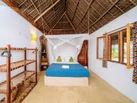 Shanuo Beach Bungalows Hotels in Pingwe