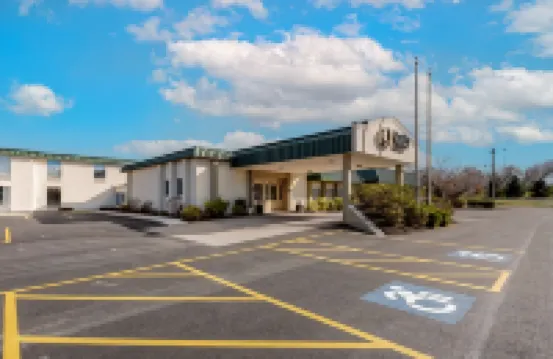 Quality Inn & Suites New Hartford - Utica