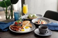 The Loom Hotel, Tapestry Collection by Hilton - breakfast