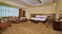 Elilly International Hotel - balcony