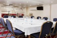 Best Western Greater London Hotel - Parking
