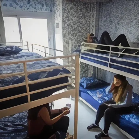Onefam Sants Отели рядом с достопримечательностью «Крепость Монжуик»
