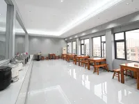 Lanxi Yicheng Hotel فنادق في لانشي