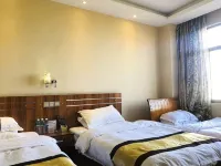 Heqing Tianyi Business Hotel