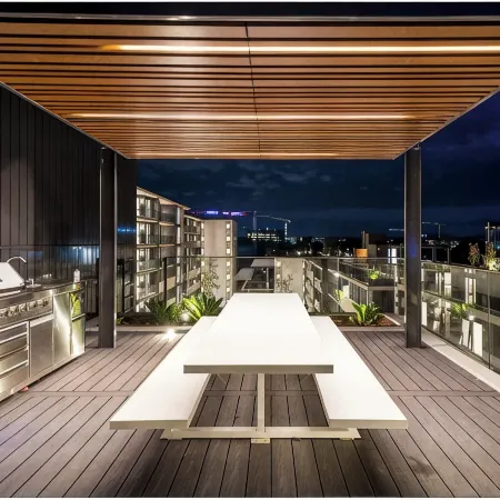 The Hamptons: Dual-Suite Sanctuary | 2 Private Baths | Rooftop Pool