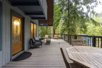Bellingham Chalet - Best Stay Ever