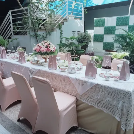Grand Mahoni Hotel