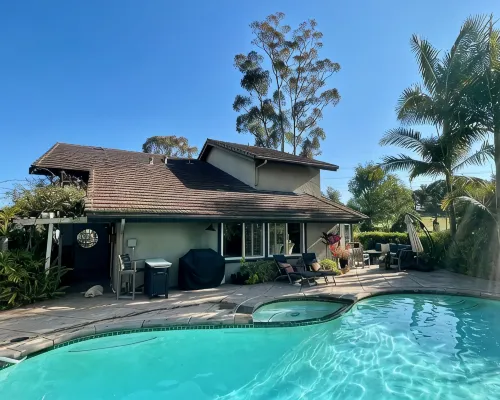 Gorgeous Solana Beach 3 Bd Pool, View, Perfect for Beach & Racetrack Hotels in Solana Beach