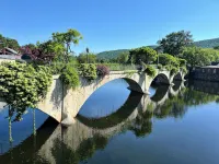 Romantic 1-Bedroom Retreat in Downtown Shelburne Falls—Walk to Everything