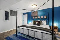 Bourbon Blue - Bourbon Trail Getaway - 8 Minutes from Downtown Bardstown!