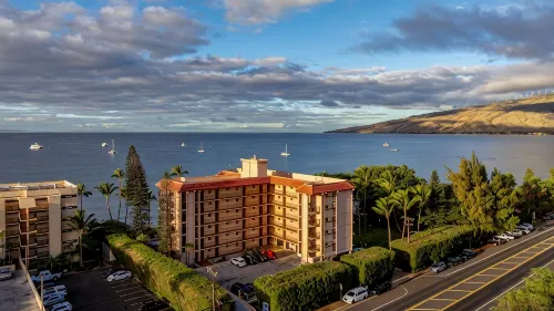 Summer Rates at Sugar Beach-Front Kealia #302!