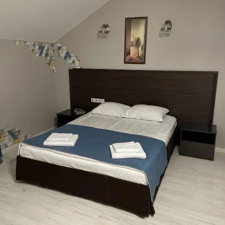 Chernaya Zhenchuzhina Mini Hotel