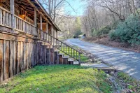 Moonshiner's Hideaway - Alppimaja