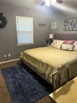 Peace and Sunshine I 3-bedroom house I WiFi I AC I Midwest City