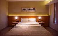 Hejun Town Student Enclosed House Hotel