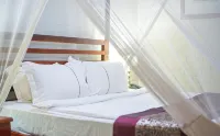 Kambiri Beach Resort