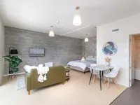 Petone City Studio with Outdoor Space โรงแรมในโลเวอร์ฮัตต์