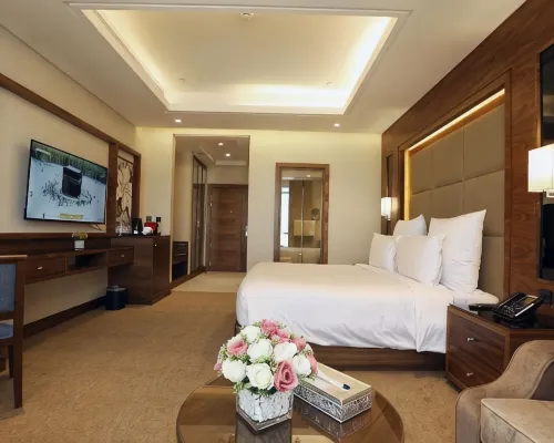Weekend Hotel Sari Hotels near Al Rawda
