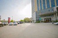Feng Huang Hotel - parcheggio