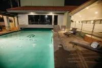 Hotel Calafia - Pool