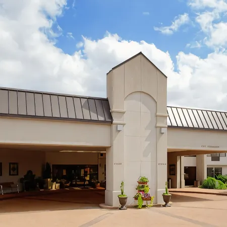 Best Western Plus Madison-Huntsville Hotel