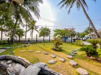 Hotel Pondok Hexa Seaside Hotel a Ciracap