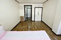 Taean Cheollipo Condon Pension - Homestays